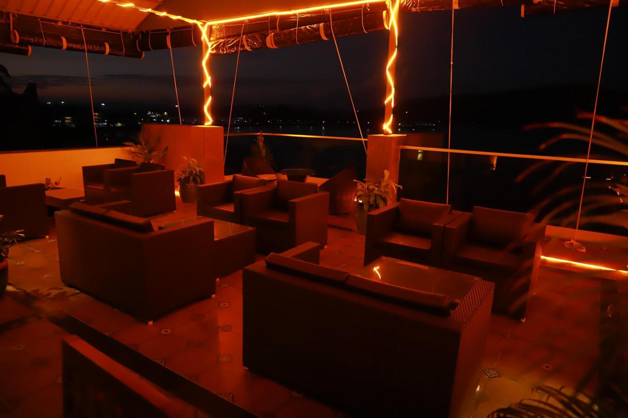 Sea Deck Hotel Port Blair Exterior foto